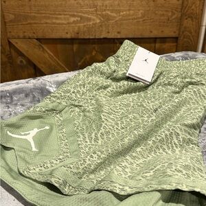 Jordan Women's Basketball Shorts - Green